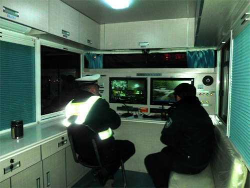 廣平交警大隊元宵節躍迪流動警務室執勤現場