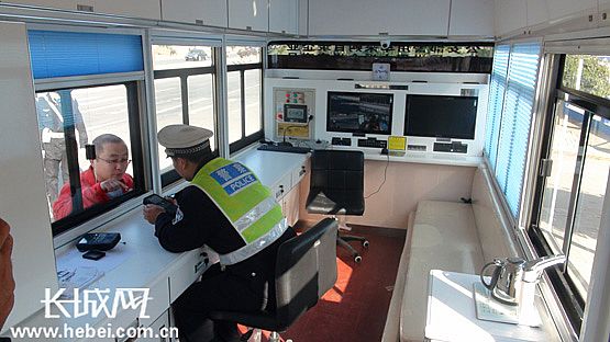 長城網報道我公司移動警務室在廊坊固安執勤