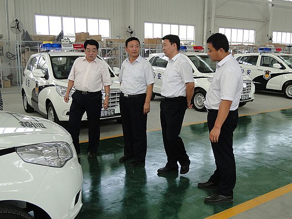 環保局領導參觀河北新宇宙電動車有限公司