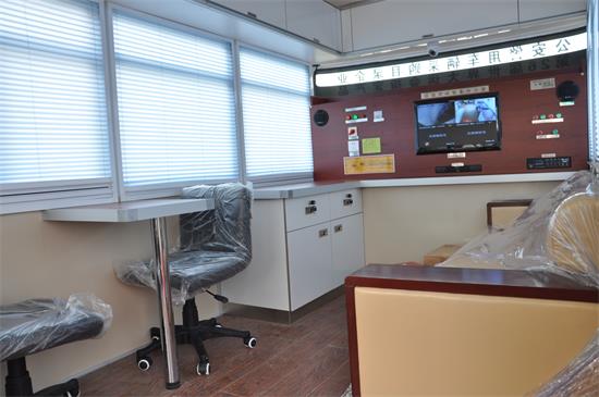 躍迪移動警務室裝車運四川成都