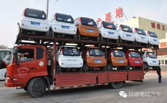 躍迪電動(dòng)汽車(chē)發(fā)車(chē)山東,為消費(fèi)者提供更好的乘駕感覺(jué)