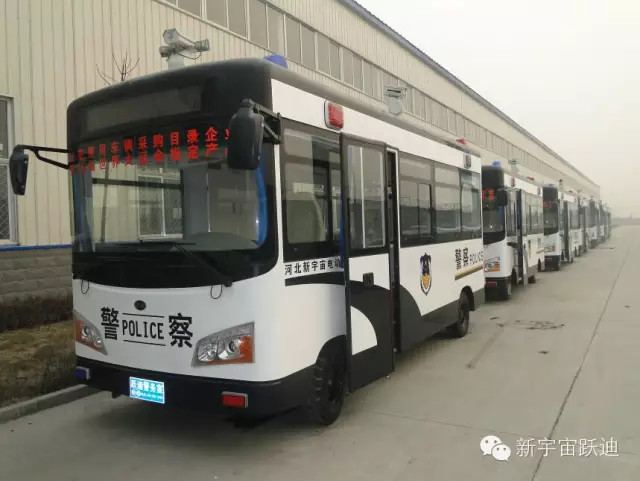 躍迪移動警務室發車新疆喀什—加速推進治安維護