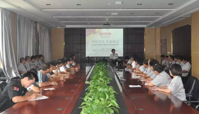 電動(dòng)汽車(chē),電動(dòng)轎車(chē),電動(dòng)汽車(chē)價(jià)格,純電動(dòng)汽車(chē)