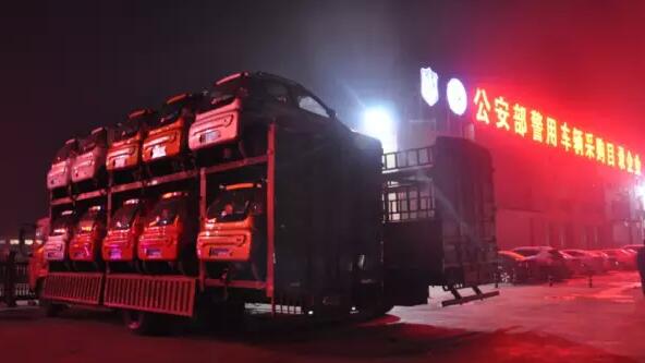 躍迪電動汽車批量發車昆明—節能環保▶◀綠色出行