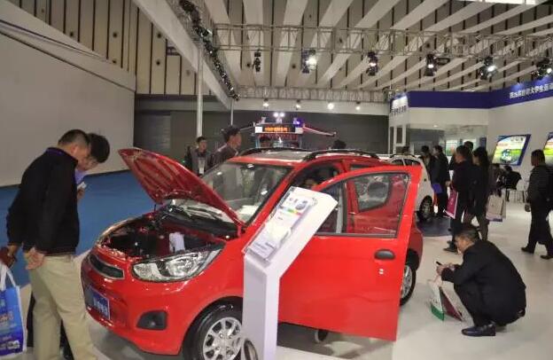 躍迪汽車強勢登錄南京新能源汽車展，引領行業發展新軌道