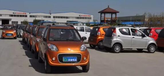 躍迪電動汽車批量發車保定——“足跡”遍布全國