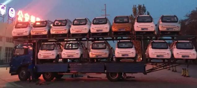 躍迪電動(dòng)汽車(chē)批量發(fā)車(chē)邢臺(tái)——同呼吸,共行動(dòng)