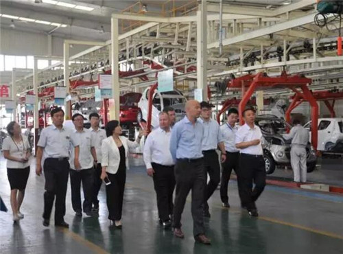 電動汽車生產廠家