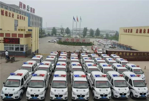 電動(dòng)巡邏車(chē)