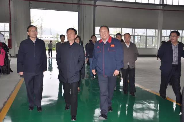 渭南市政協主席劉新興率領考察團到陜西躍迪公司調研