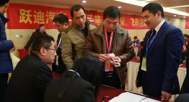 躍迪智能家族集結亮相鄭州展，萬人見證，共贏未來