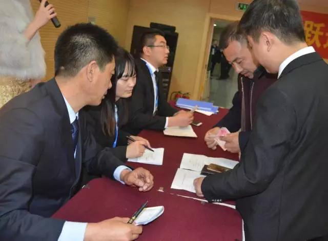 躍迪智能家族集結亮相鄭州展，萬人見證，共贏未來