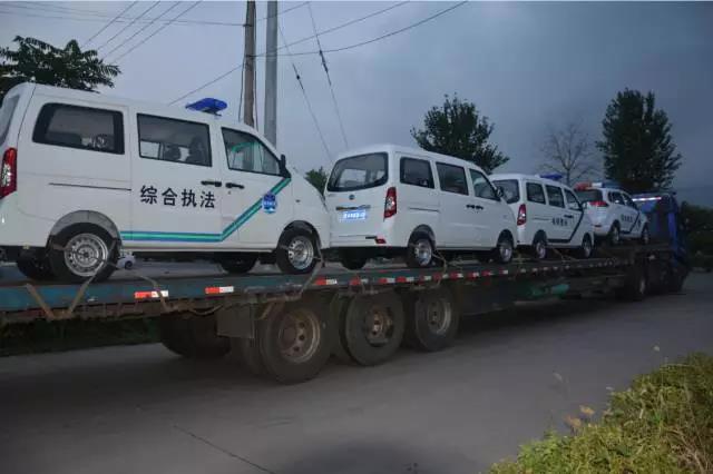 躍迪電動綜合執法車順利發往天津