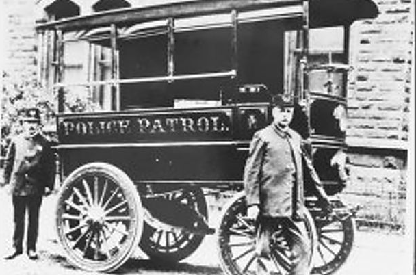 警用車發展趨勢---低碳環保警用電動汽車