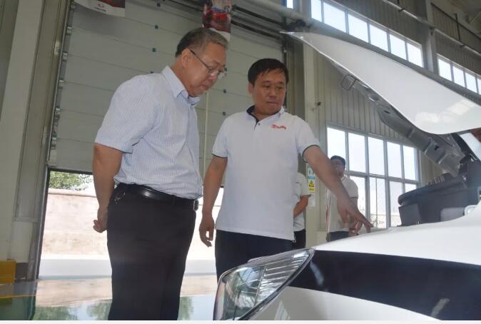 石家莊市人大常委會(huì)副主任安樹國一行蒞臨躍迪集團(tuán)參觀考察