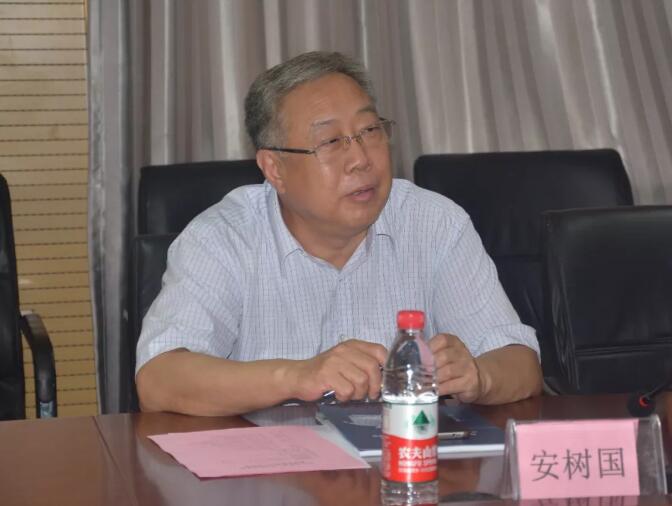 石家莊市人大常委會(huì)副主任安樹國一行蒞臨躍迪集團(tuán)參觀考察