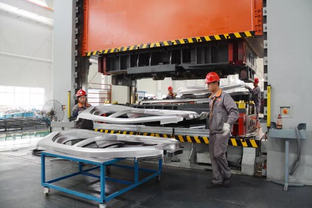 躍迪汽車 | 產銷兩旺,刷爆九月