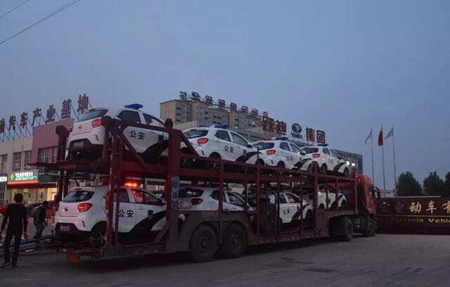 電動巡邏車待發完畢