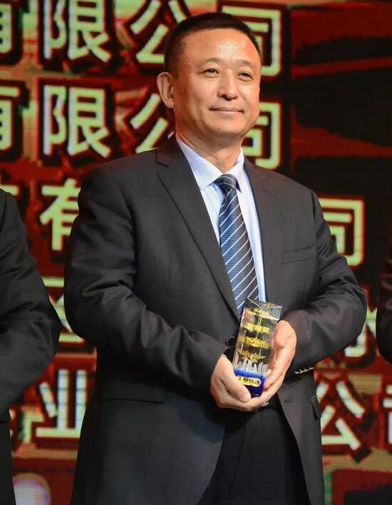 重磅|躍迪旗下河北新宇宙榮獲石家莊市“工業鑄魂”大型評選活動金雁獎