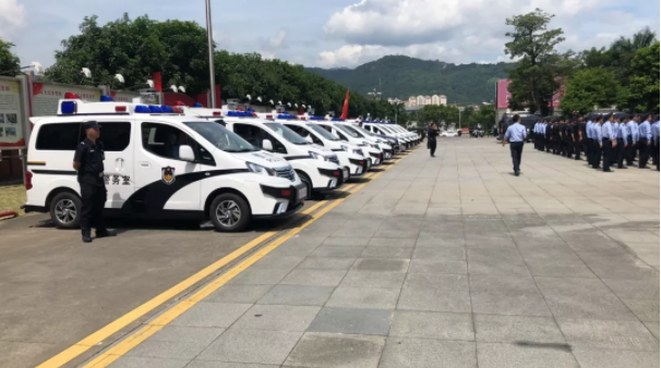 做人民的保護神|躍迪移動警務平臺亮相龍巖市110勤務機制改革暨社會面防控新機制啟動儀式