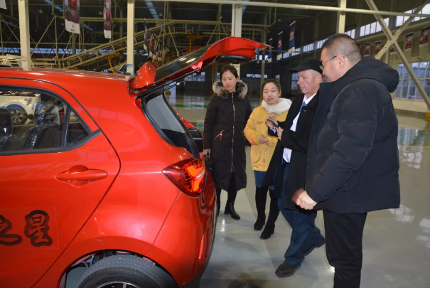 【定位全球 邁向歐洲】歐洲馬其頓阿利捷買都有限公司董事長博古斯拉烏到躍迪集團參觀考察