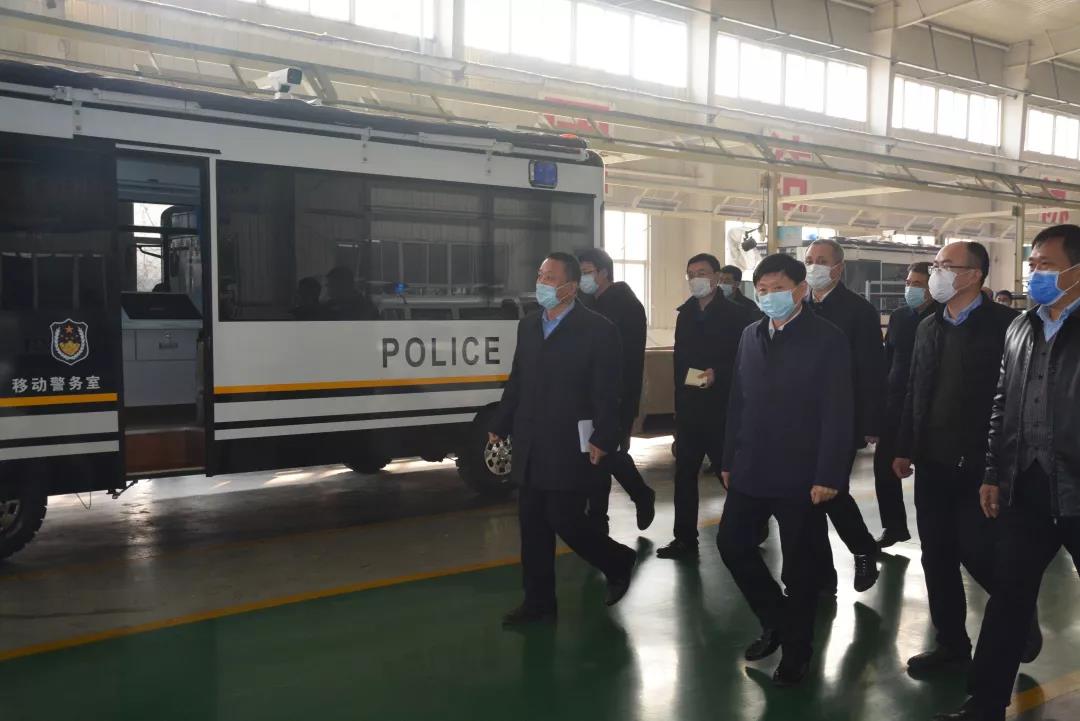 省委常委、石家莊市委書記邢國輝蒞臨躍迪集團調研考察防疫工作站生產情況