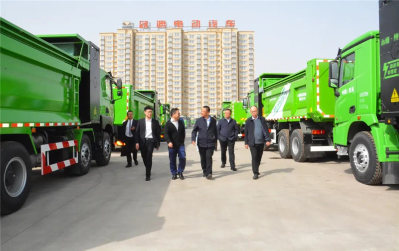 三一集團副總裁周萬春一行蒞臨躍迪集團考察調研