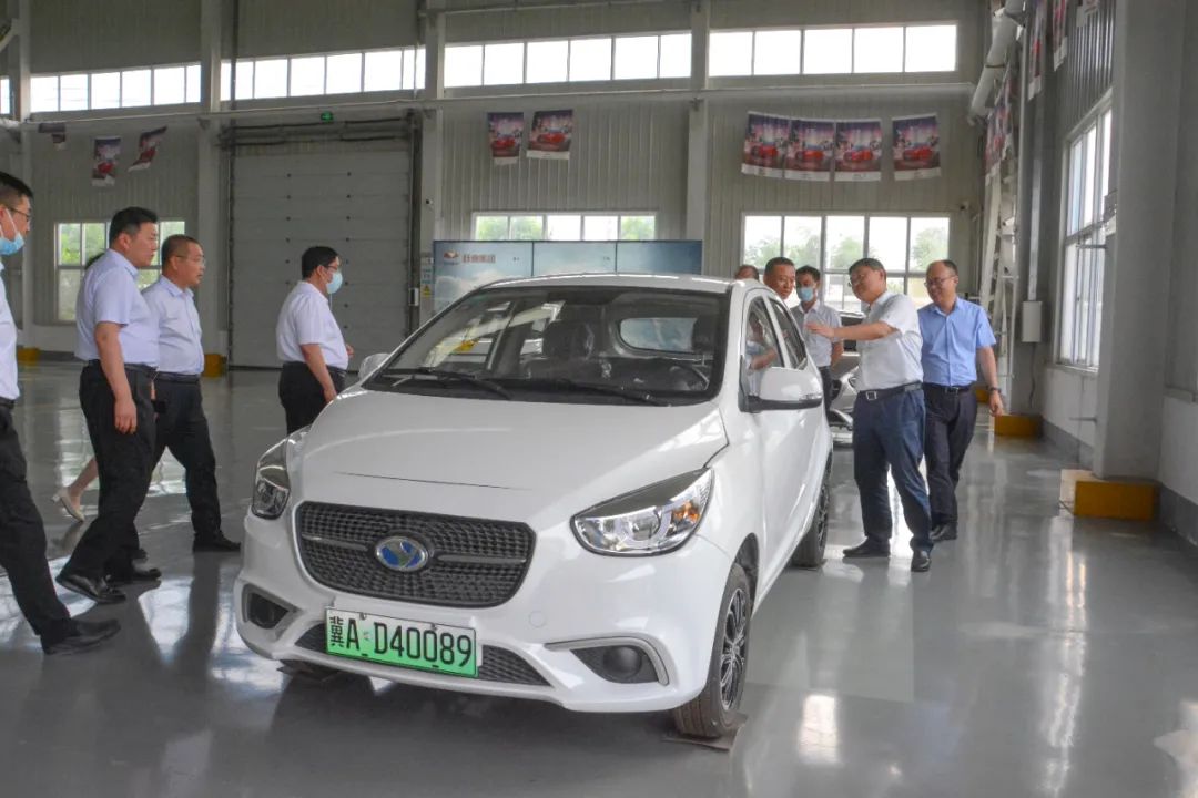 元氏縣委副書記、縣長曹鉑一行蒞臨躍迪集團考察調(diào)研