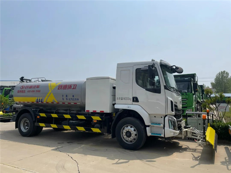 天更藍,地更凈|躍迪純電動清洗車