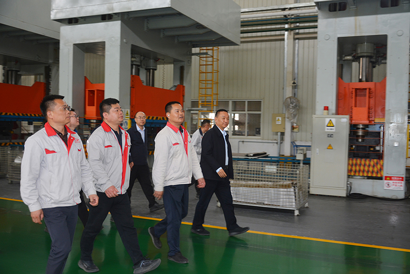 攜手共進/合作共贏/奇瑞集團領導一行蒞臨躍迪集團考察交流